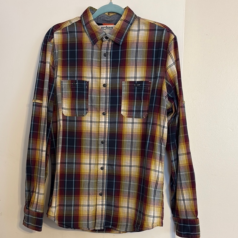Urban Pipeline Max Flex Men’s Striped Casual Button Down Shirt. Size L